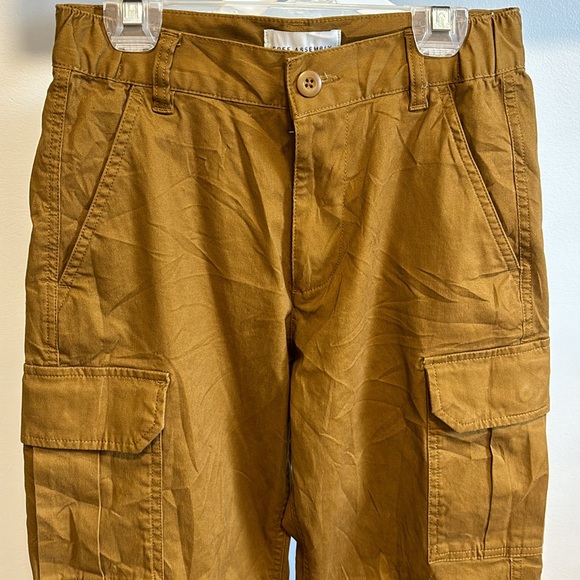 Free Assembly cargo pants. - Picture 2 of 8
